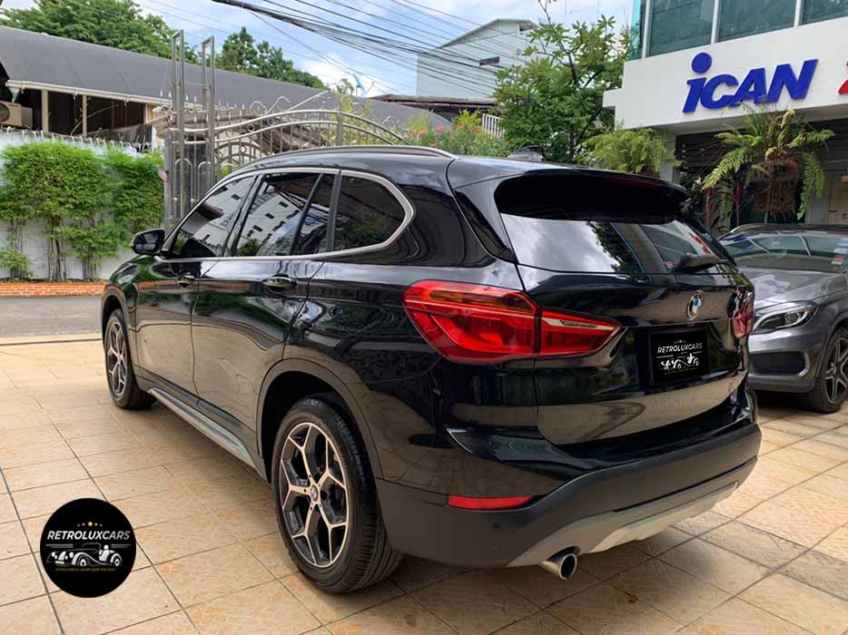 บริการเช่ารถ เช่ารถถ่ายละคร เช่ารถถ่ายโฆษณา Retroluxcars.com